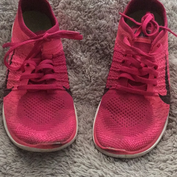Cute as heck! Pink Free run 4.0 - Picture 3 of 3